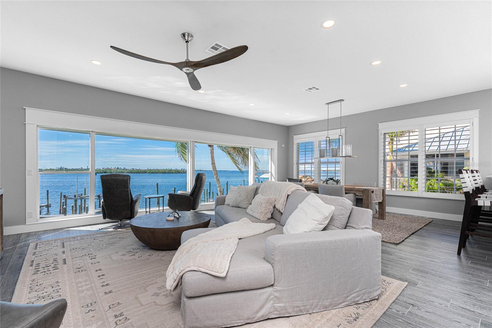 Image 3 of 58 For 1380 Beach Road 2