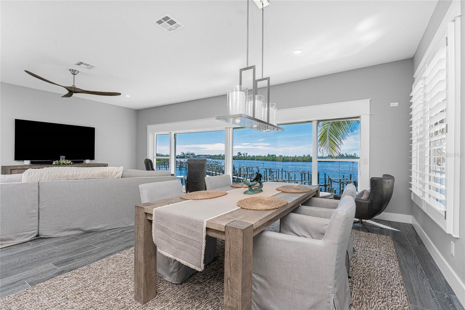 Image 6 of 58 For 1380 Beach Road 2
