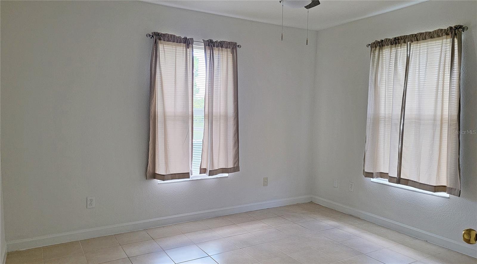 Image 7 of 11 For 6417 Flintlock Street