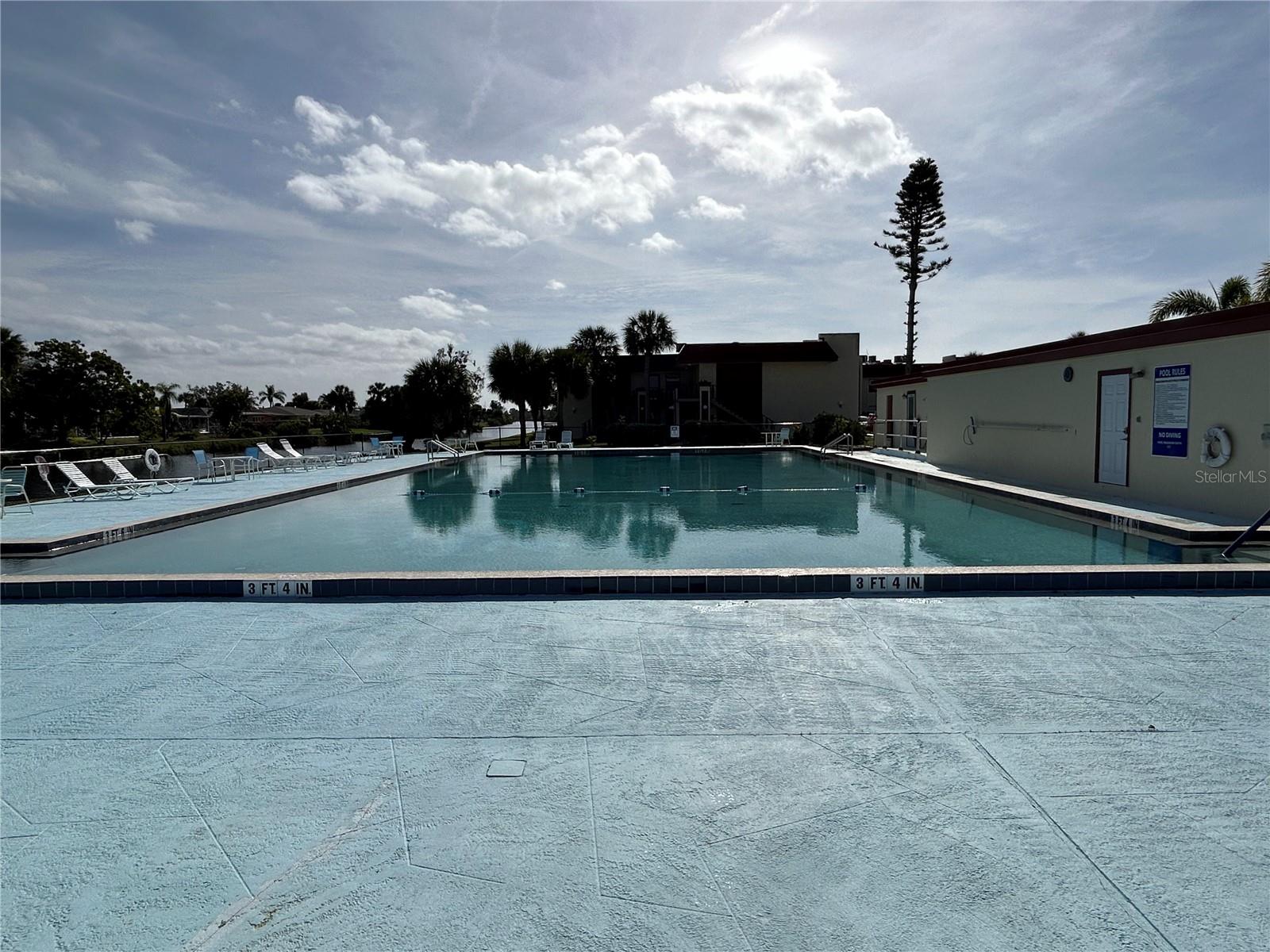 Image 37 of 45 For 72 Boundary Boulevard 224