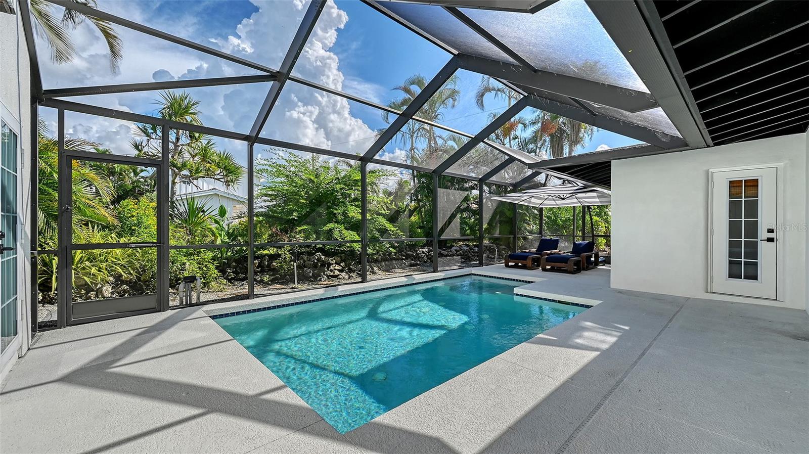 Image 30 of 84 For 608 Gardenia Drive