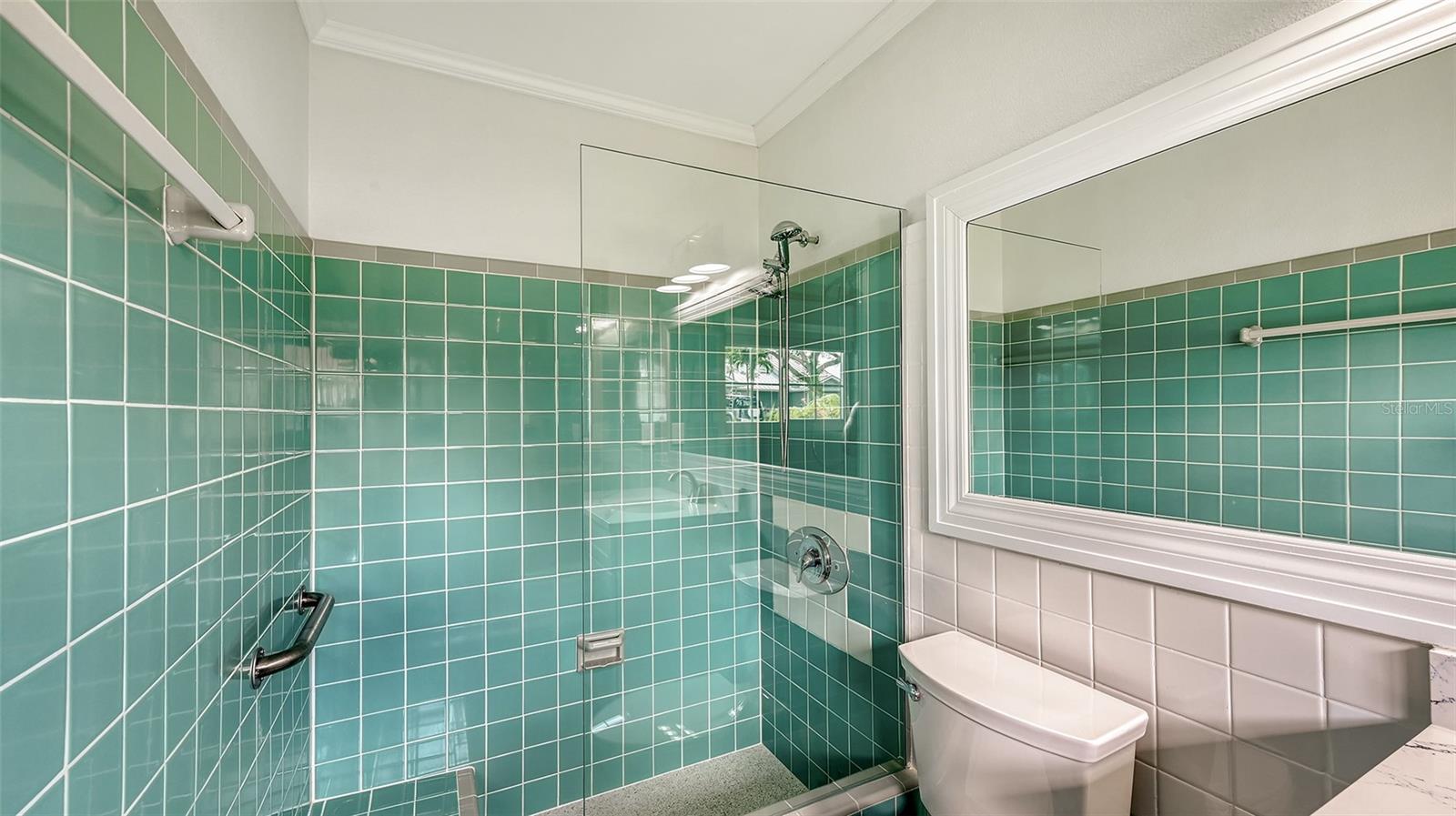 Image 42 of 84 For 608 Gardenia Drive