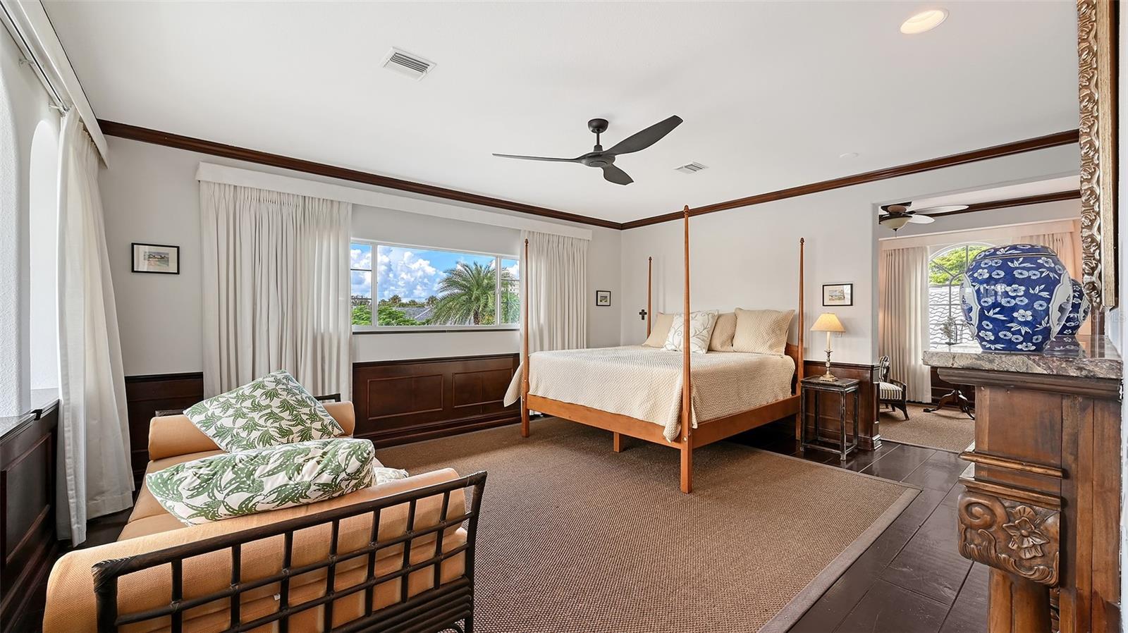 Image 46 of 84 For 608 Gardenia Drive