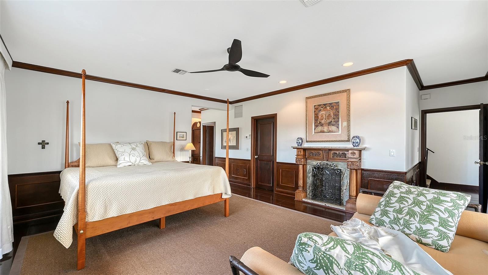 Image 47 of 84 For 608 Gardenia Drive