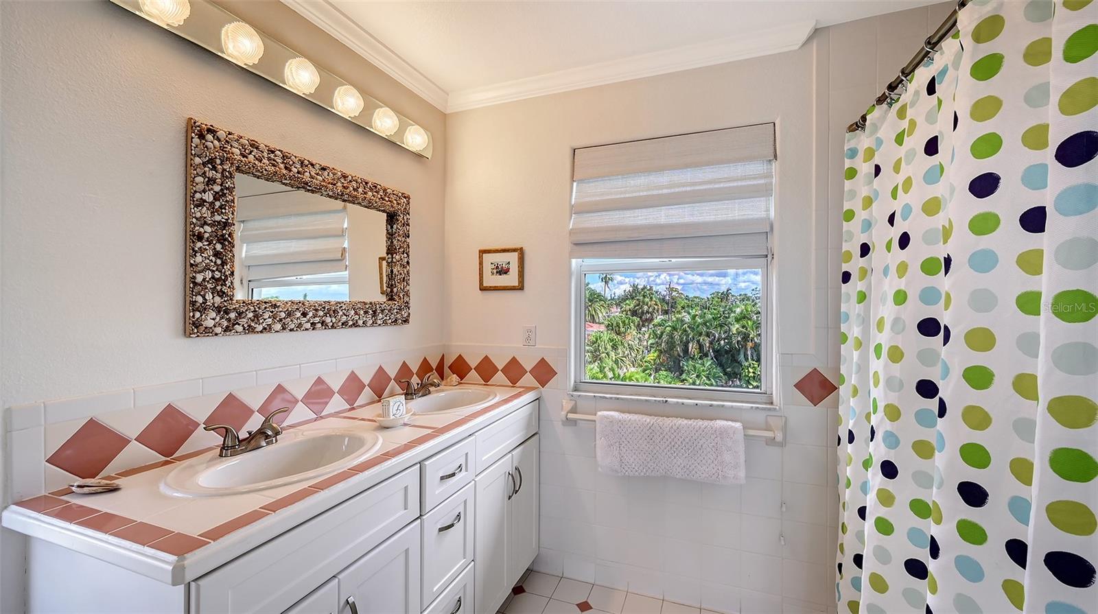 Image 63 of 84 For 608 Gardenia Drive