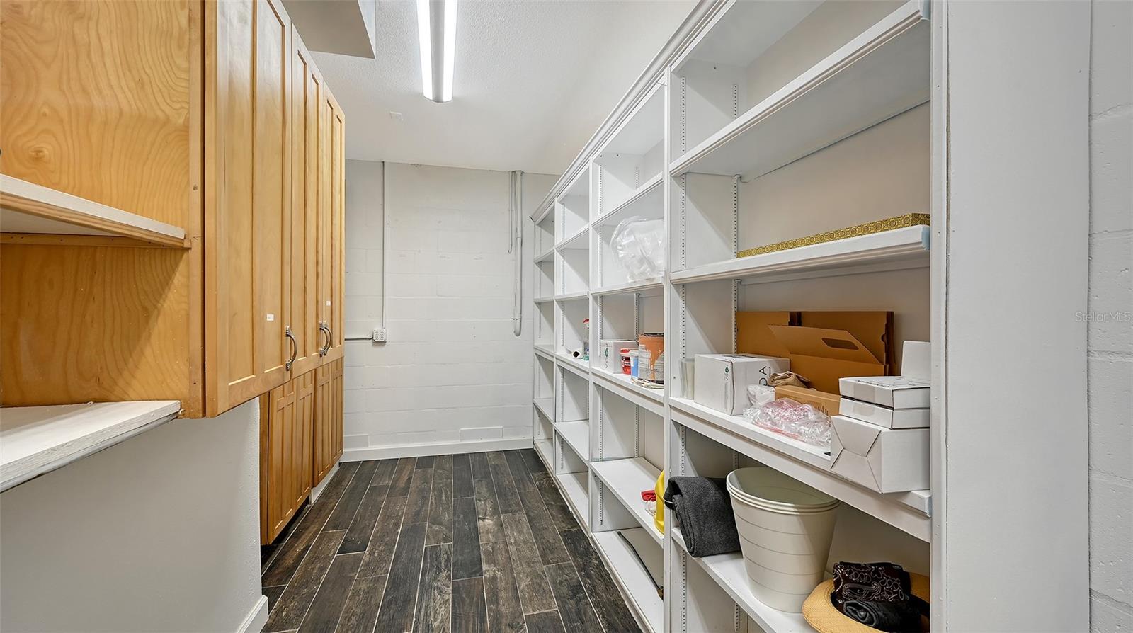 Image 70 of 84 For 608 Gardenia Drive