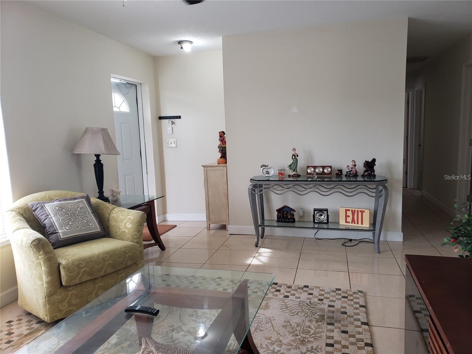 Image 5 of 11 For 20436 Mount Prospect Avenue