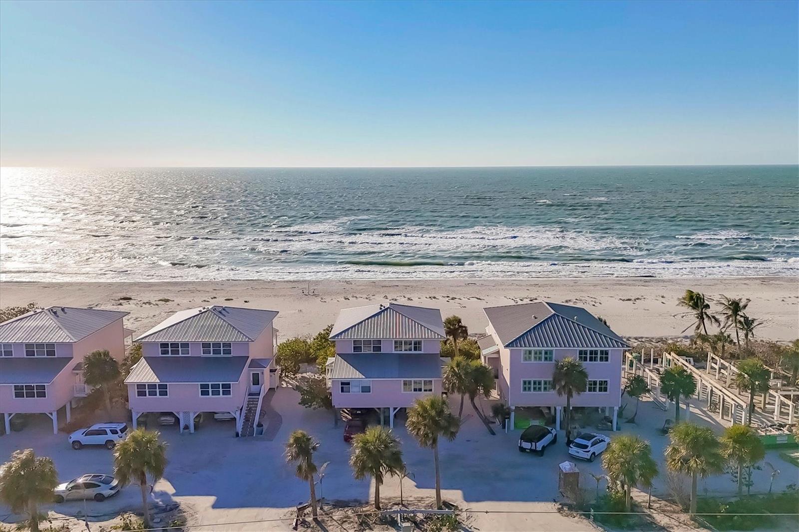 Image 2 of 39 For 290 Gulf Boulevard 17