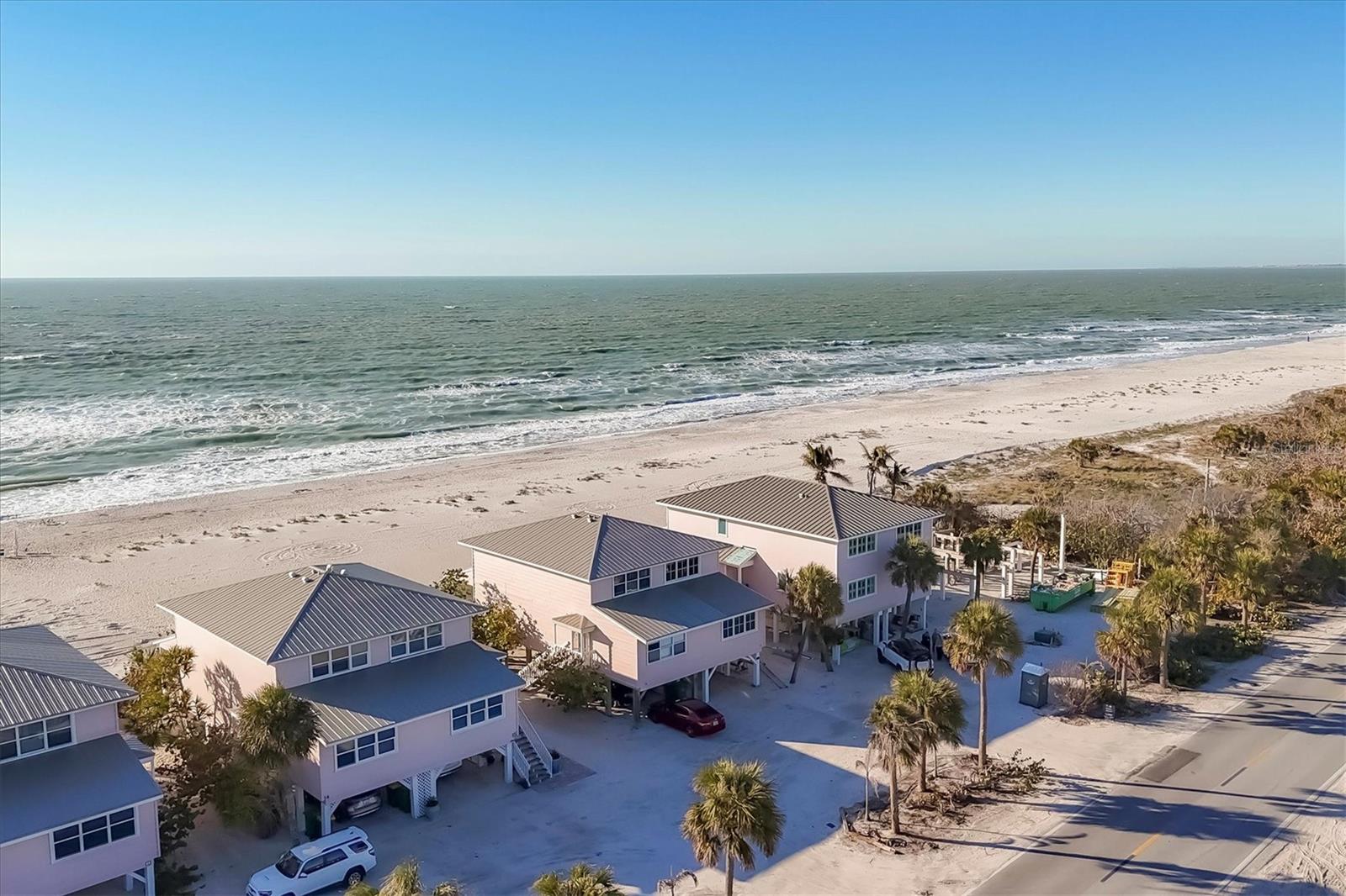 Image 3 of 39 For 290 Gulf Boulevard 17