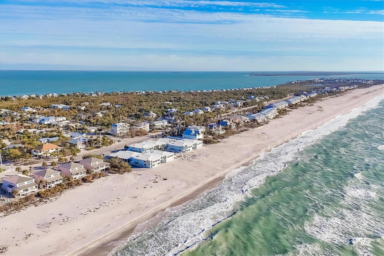Image 36 of 39 For 290 Gulf Boulevard 17