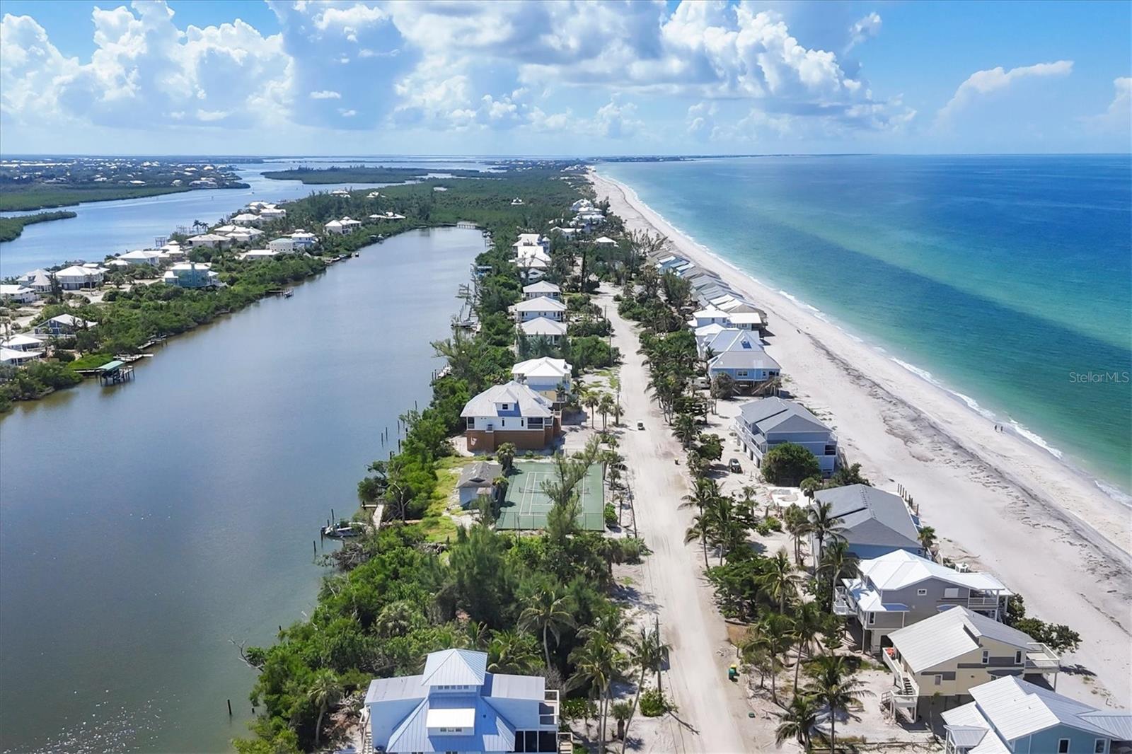 Image 10 of 17 For 208 Gulf Boulevard