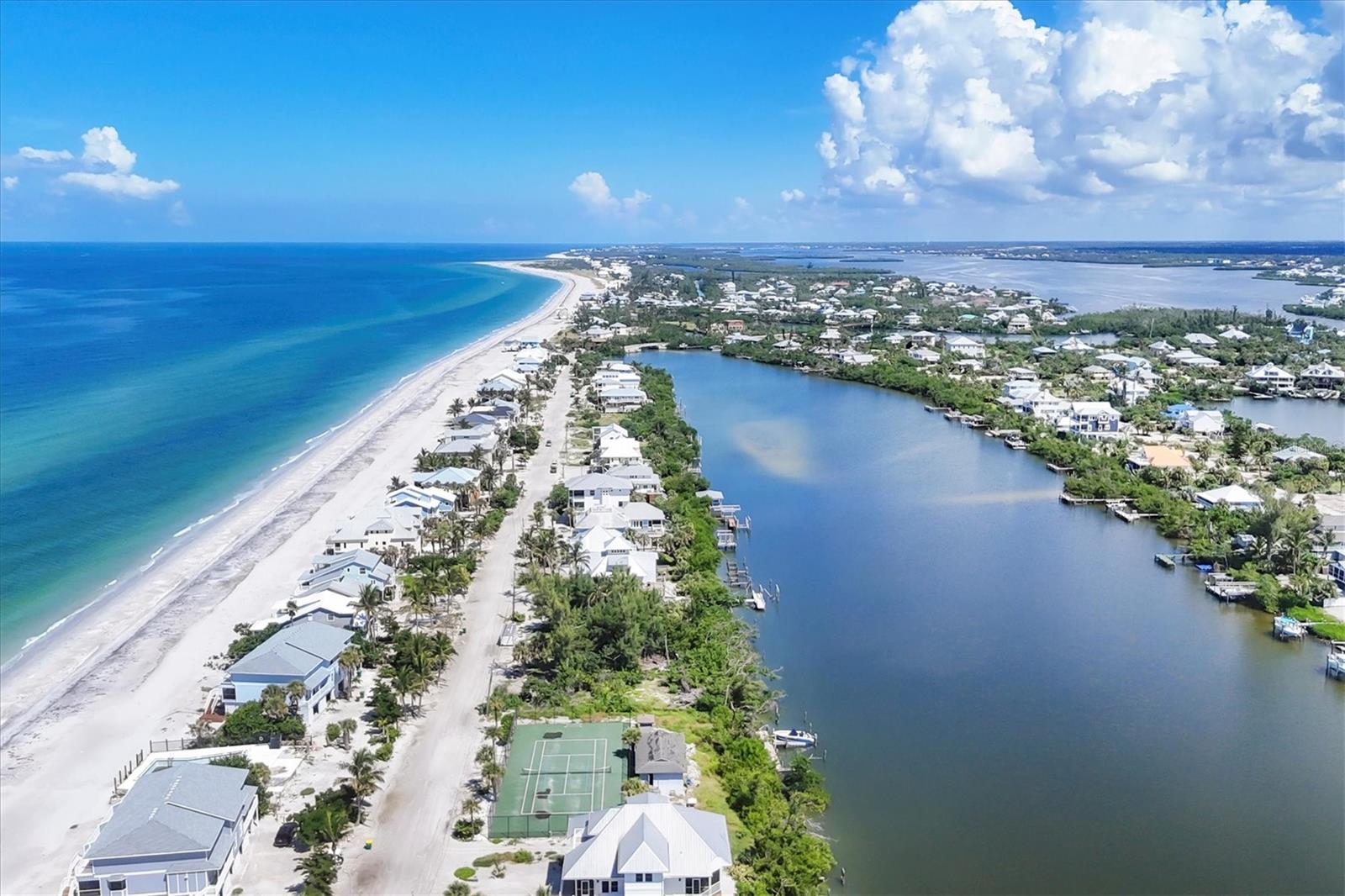 Image 12 of 17 For 208 Gulf Boulevard