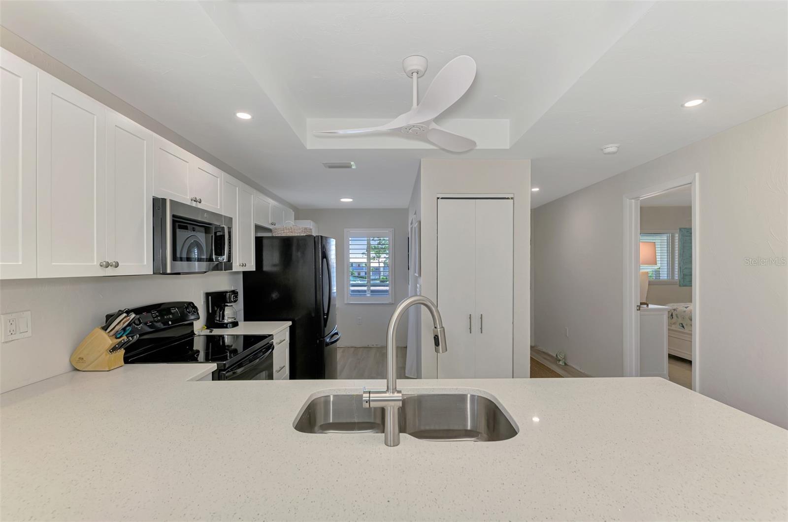 Image 23 of 57 For 6800 Placida Road 249