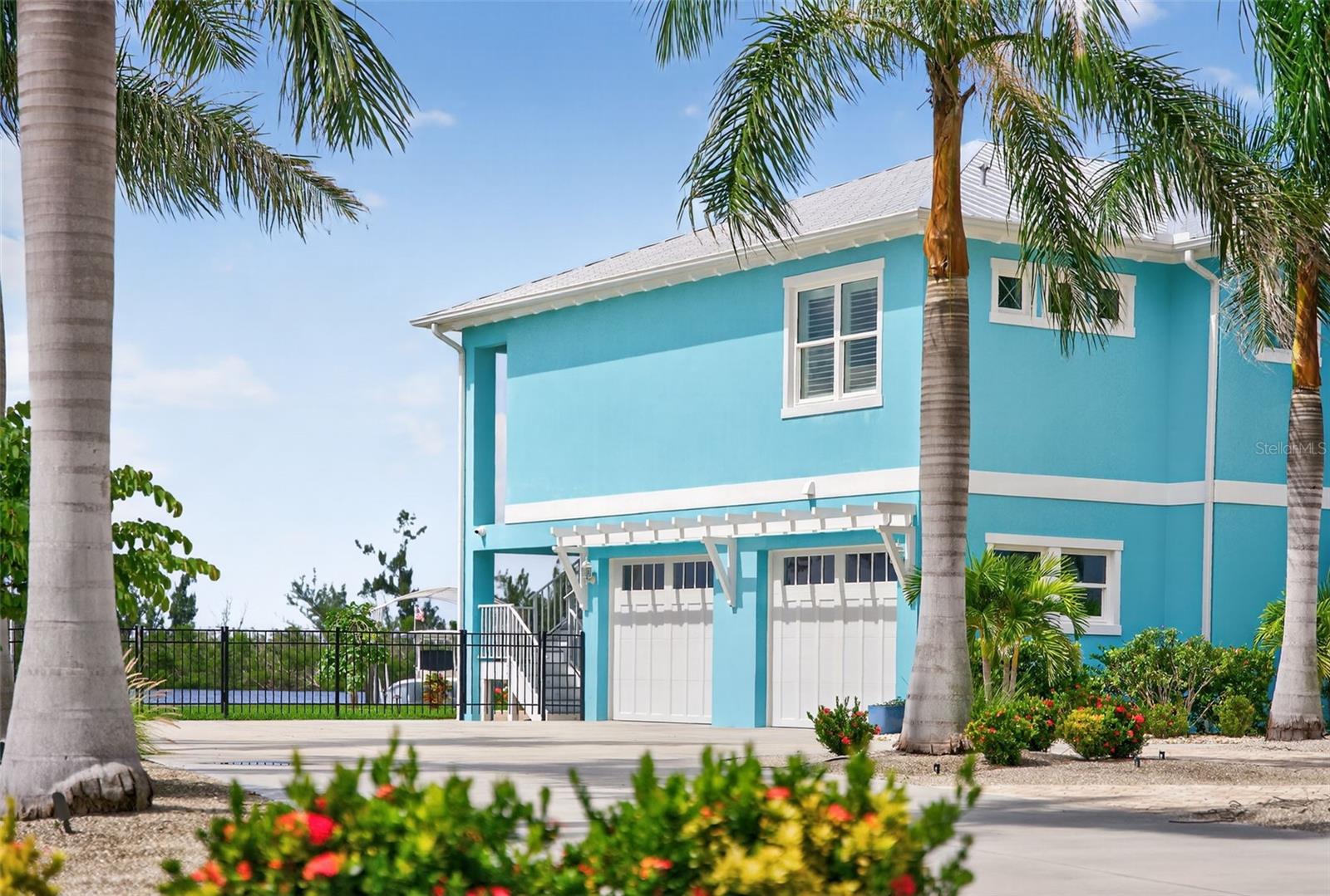Image 14 of 100 For 345 Green Dolphin Drive