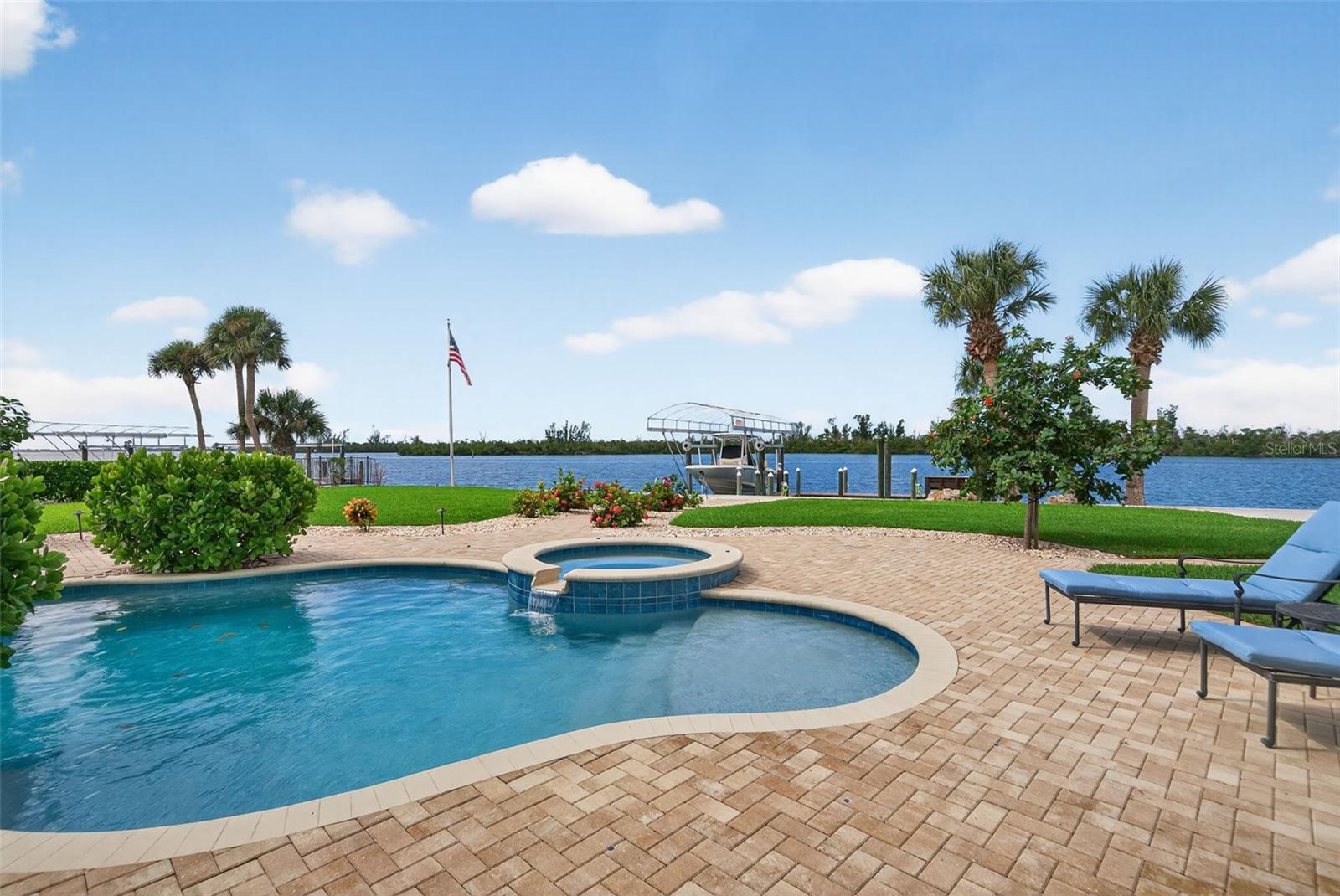 Image 81 of 100 For 345 Green Dolphin Drive