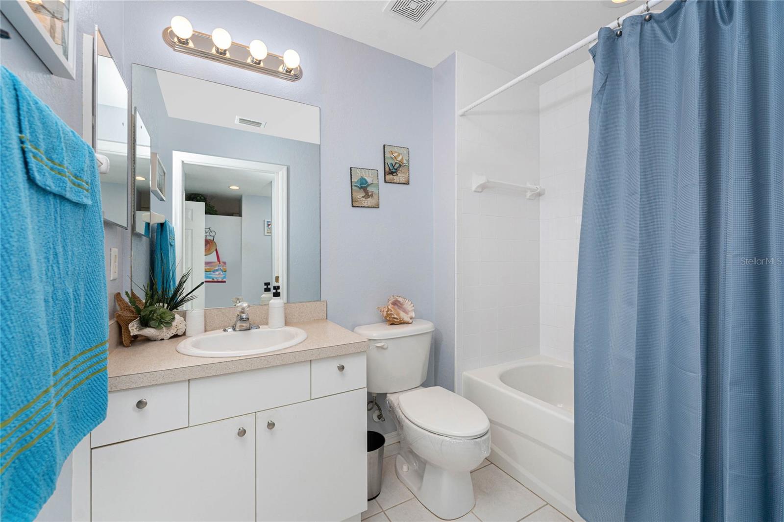 Image 20 of 45 For 5754 Sabal Trace Drive 201