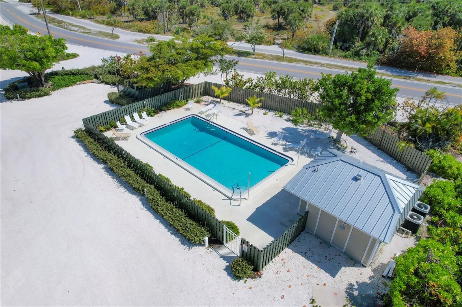 Image 10 of 49 For 480 Gulf Boulevard 6