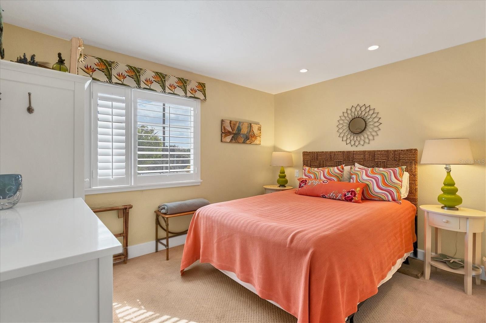 Image 26 of 49 For 480 Gulf Boulevard 6