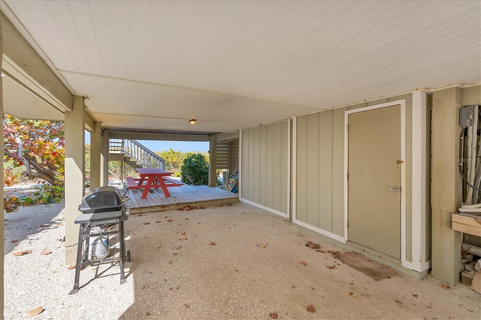 Image 42 of 49 For 480 Gulf Boulevard 6