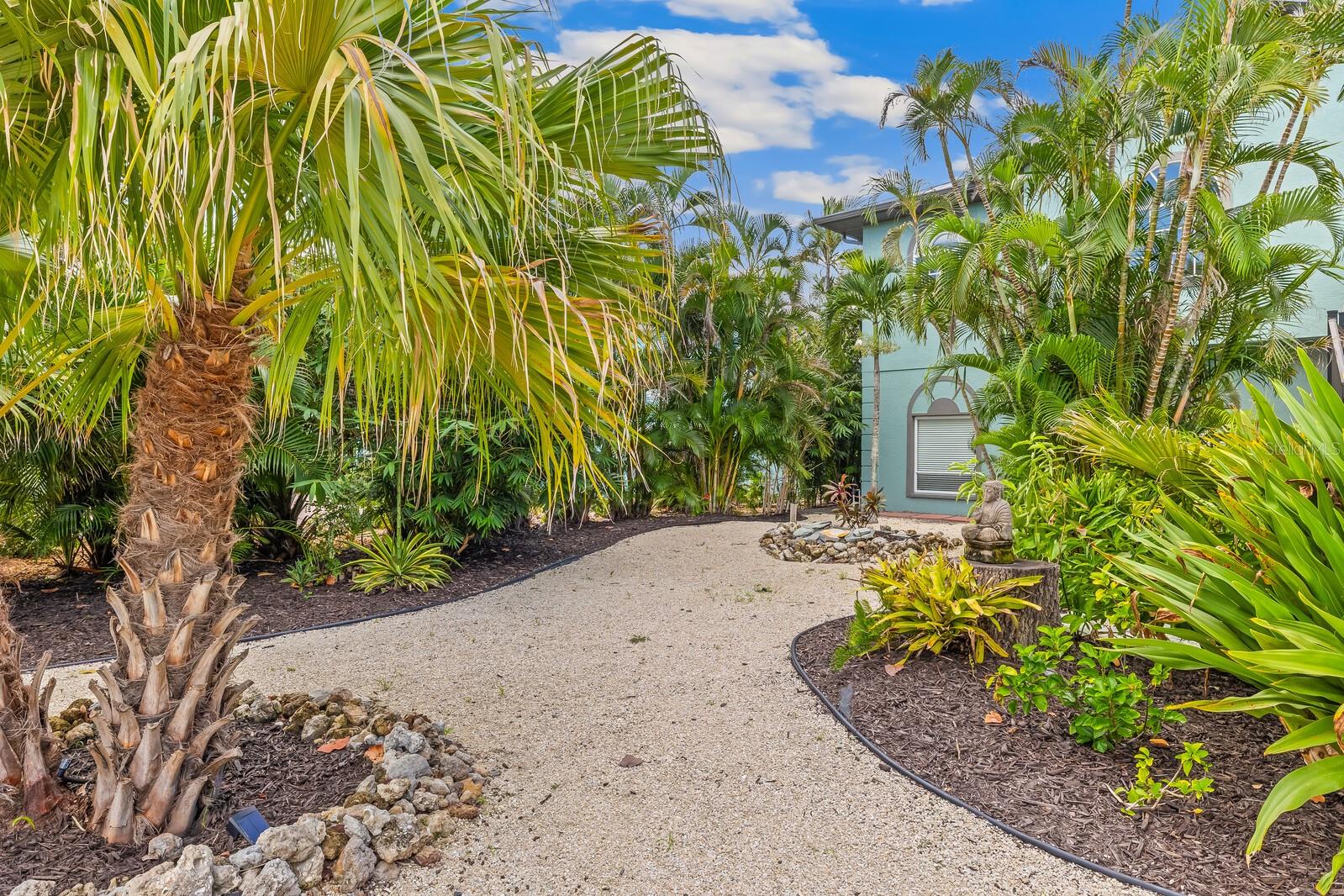 Image 31 of 41 For 13110 Placida Point Court