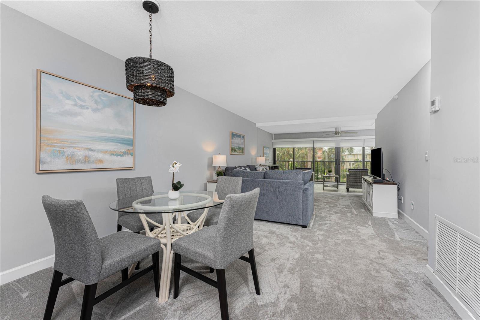 Image 11 of 60 For 1551 Beach Road 312