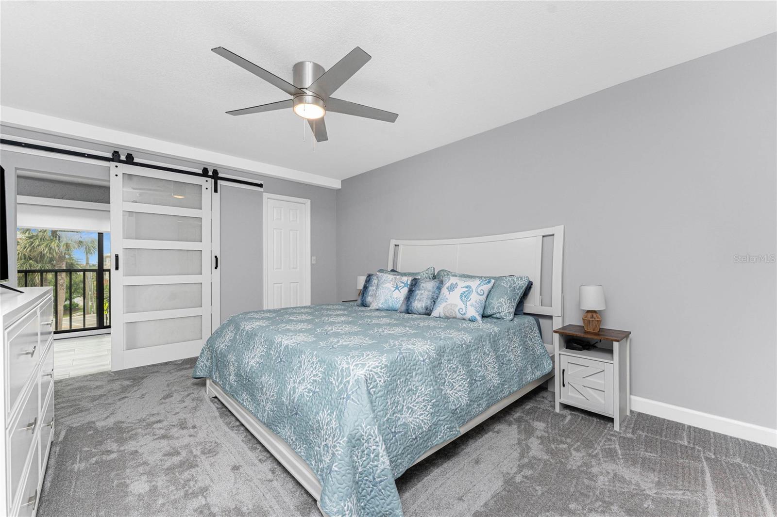 Image 18 of 60 For 1551 Beach Road 312