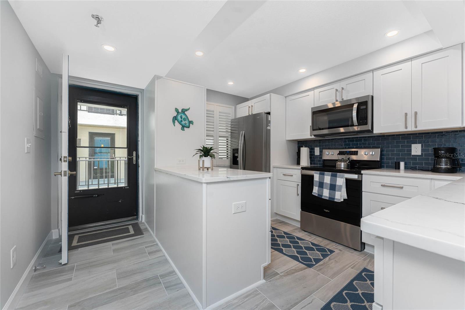 Image 3 of 60 For 1551 Beach Road 312