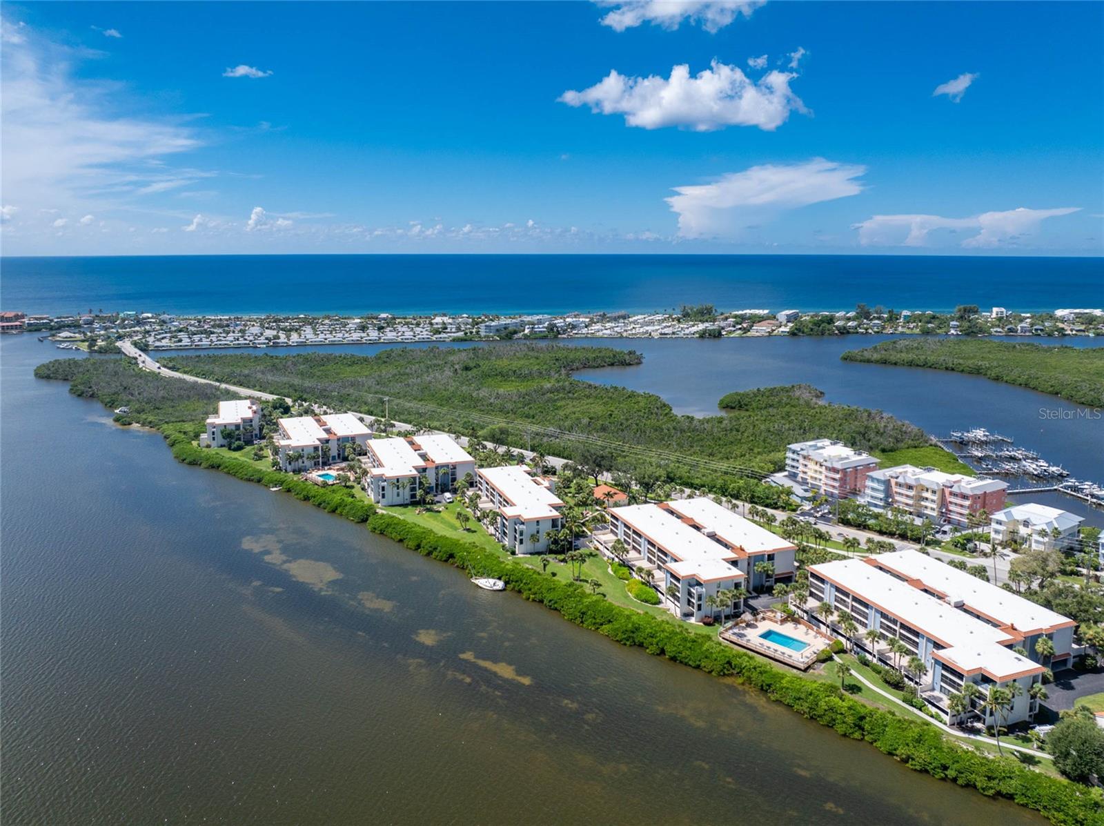 Image 45 of 60 For 1551 Beach Road 312