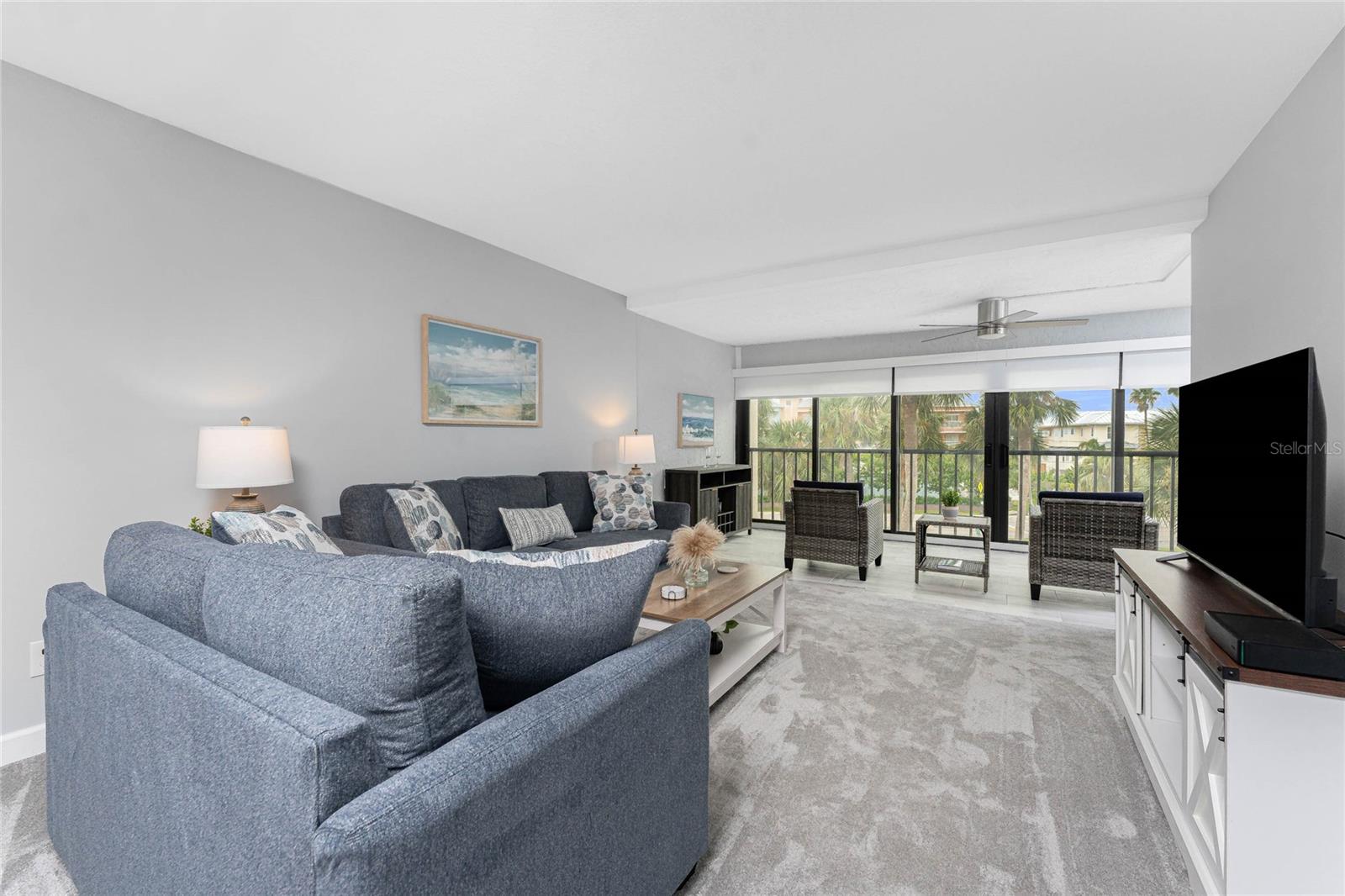 Image 9 of 60 For 1551 Beach Road 312