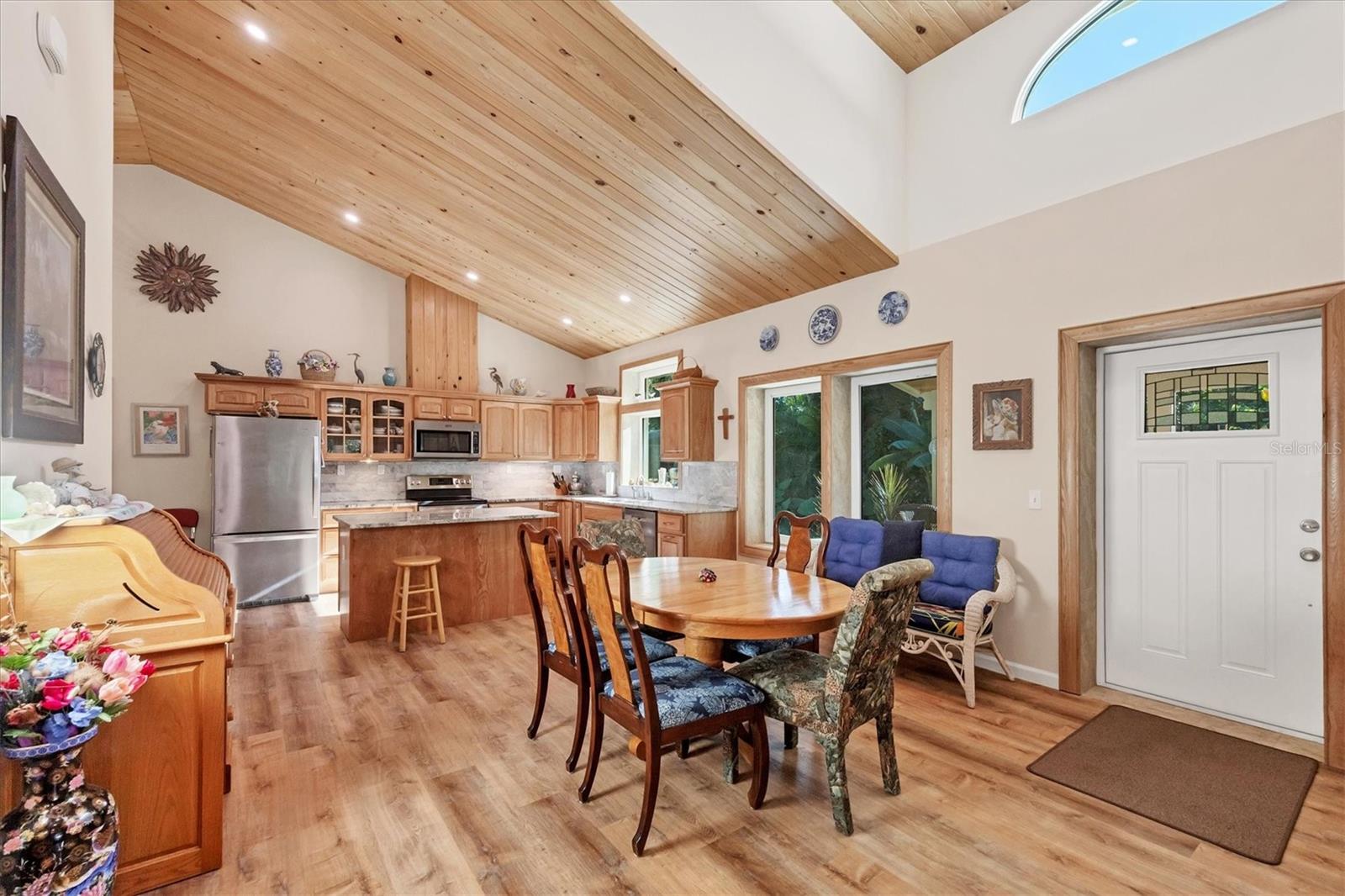 Image 20 of 42 For 440 Ochre Lane