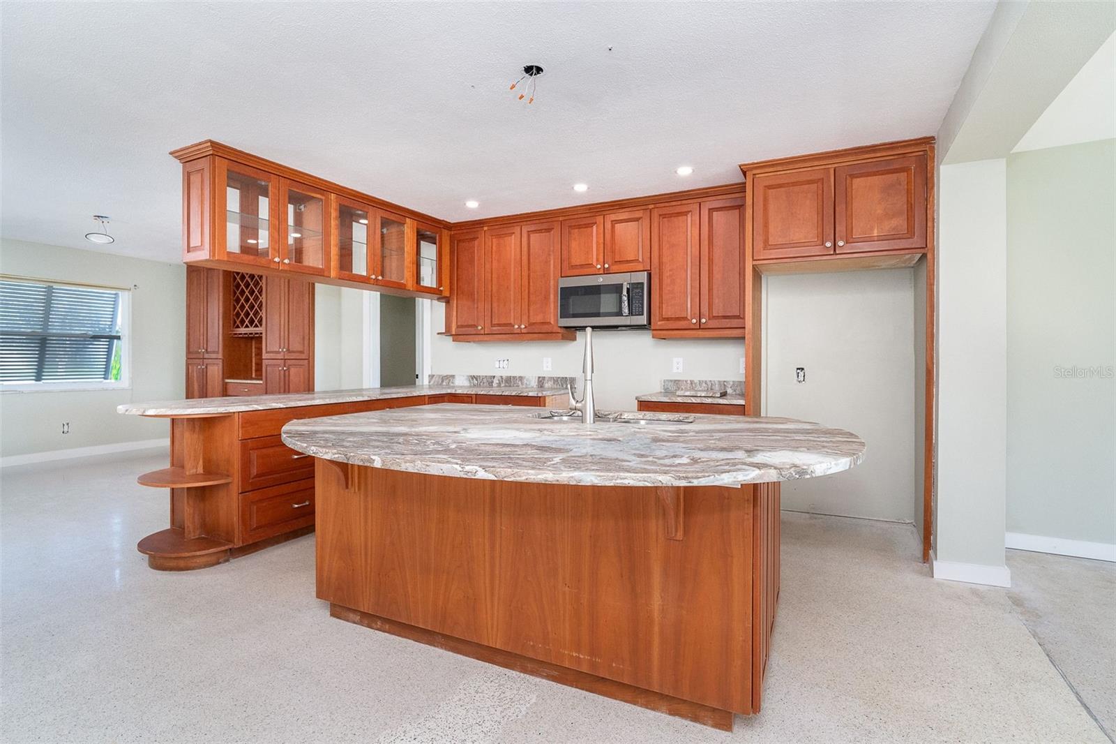 Image 11 of 58 For 150 Crestview Drive