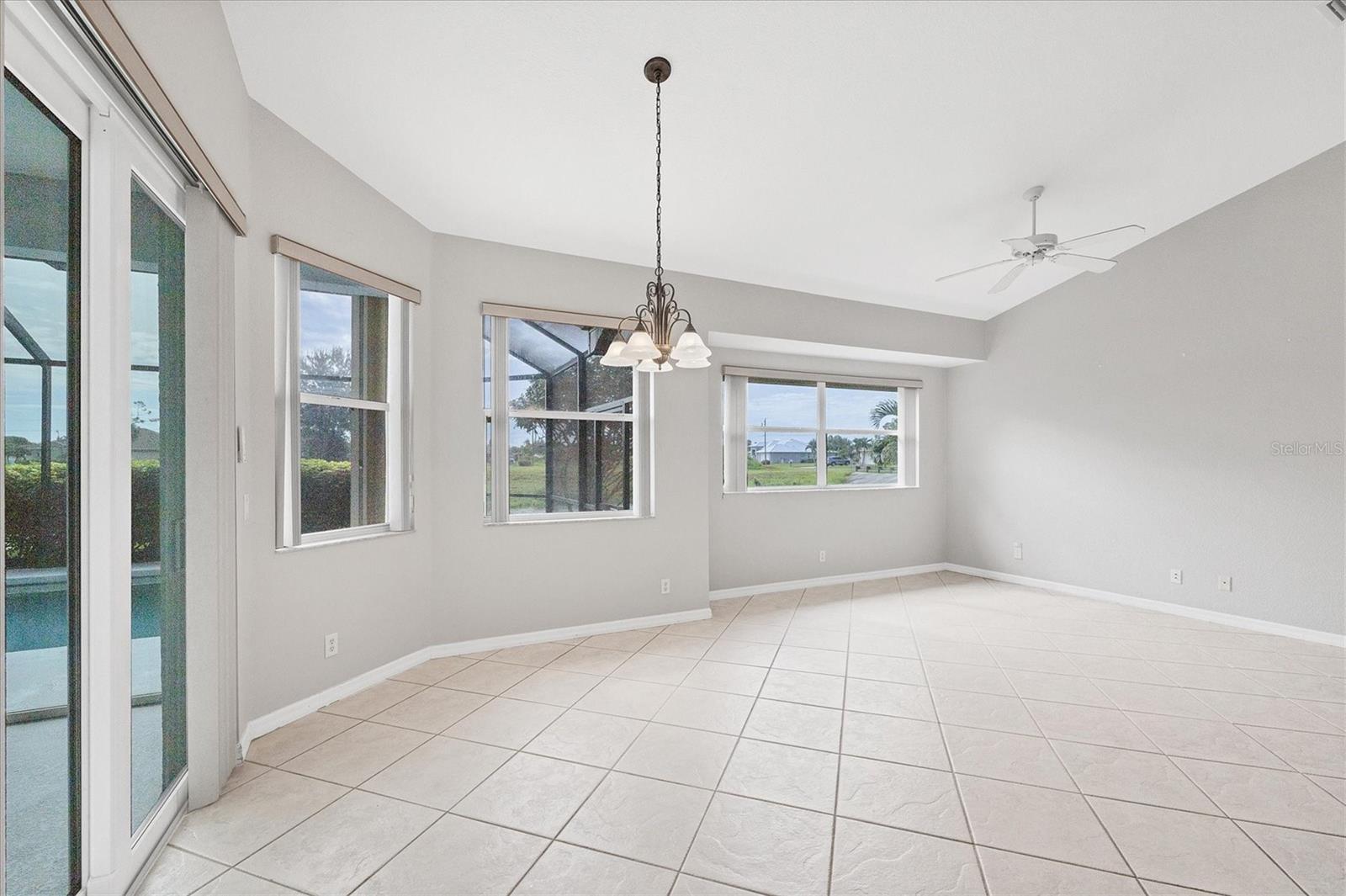 Image 21 of 63 For 39 Medalist Circle