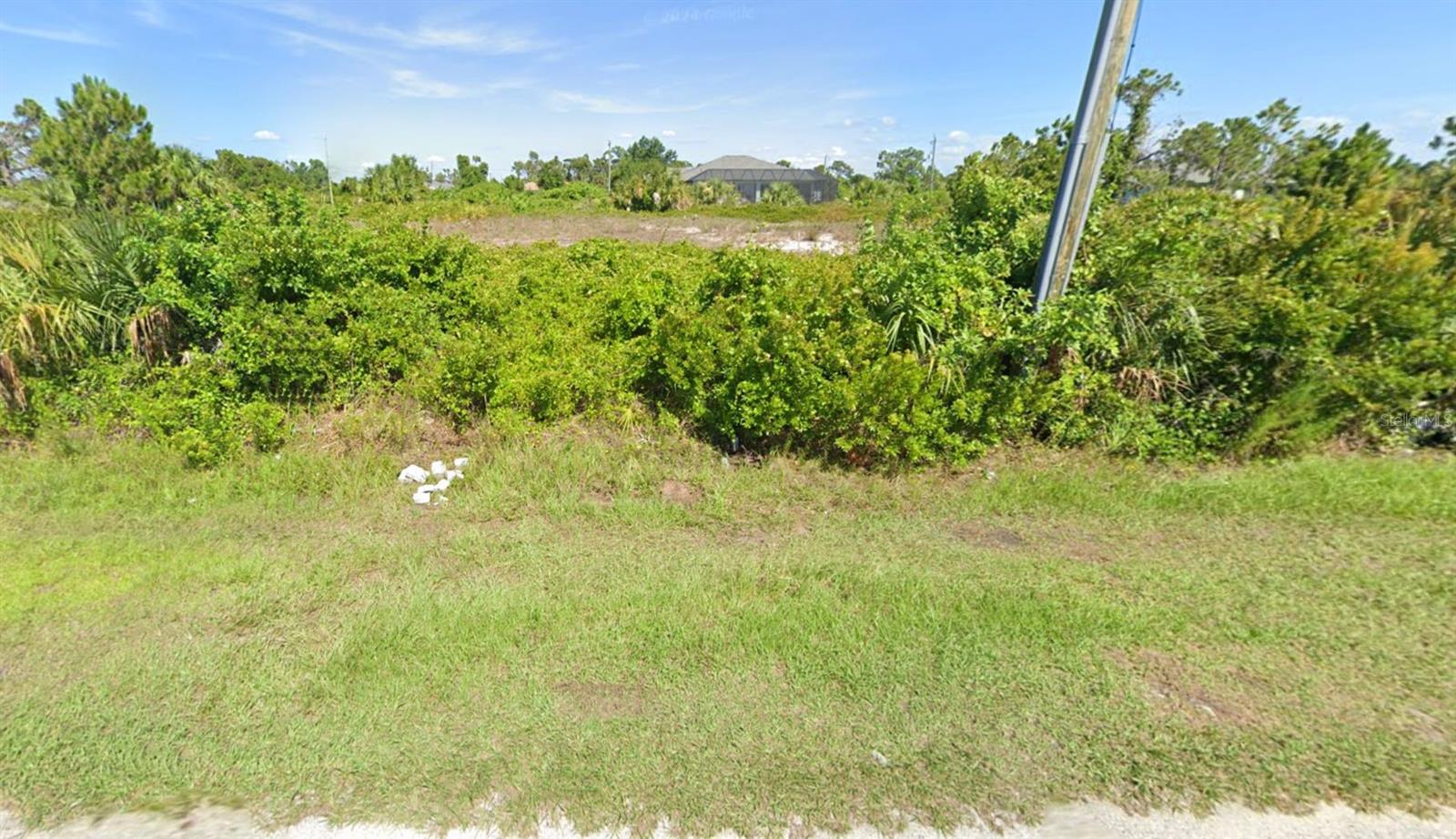 Image 3 of 14 For 8518 Agate Street