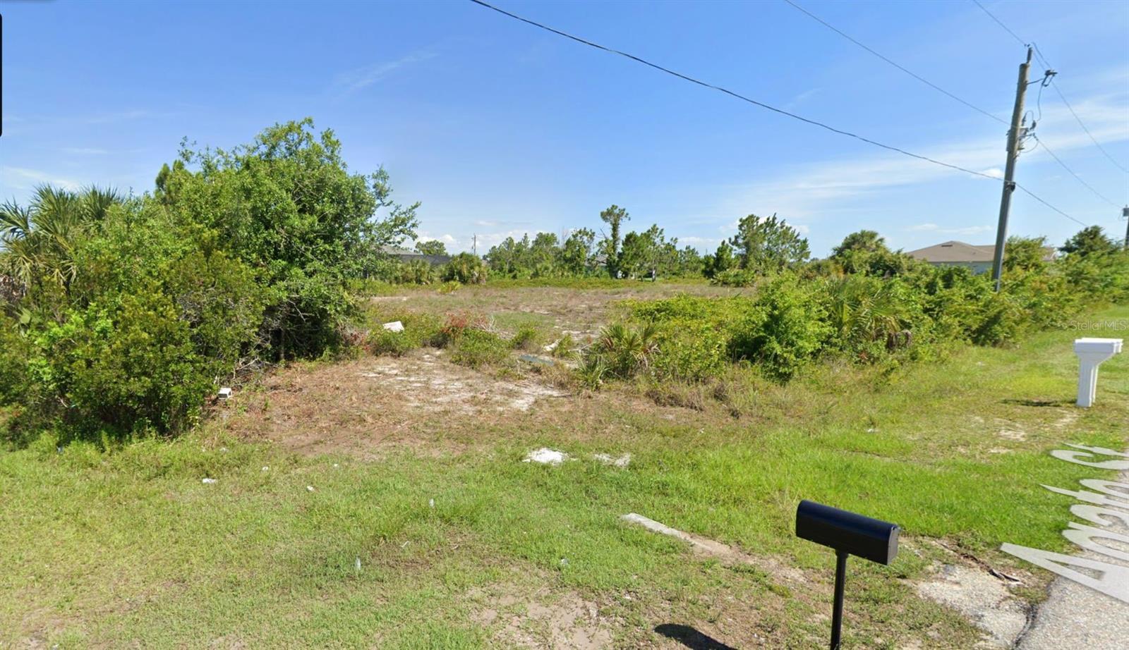 Image 6 of 14 For 8518 Agate Street