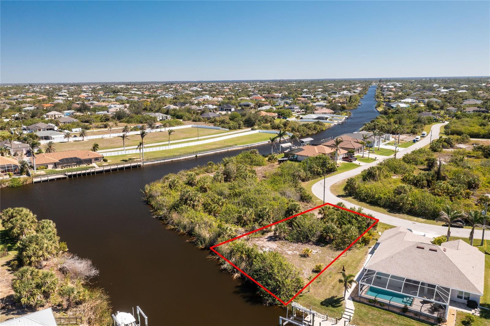 Image 2 of 11 For 14219 Fruitport Circle