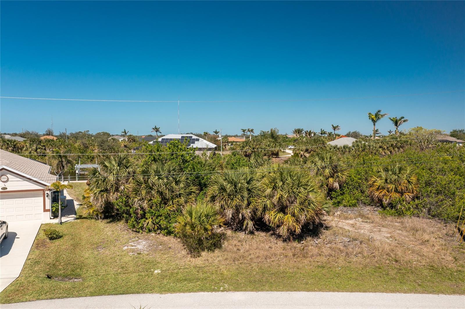 Image 8 of 11 For 14219 Fruitport Circle