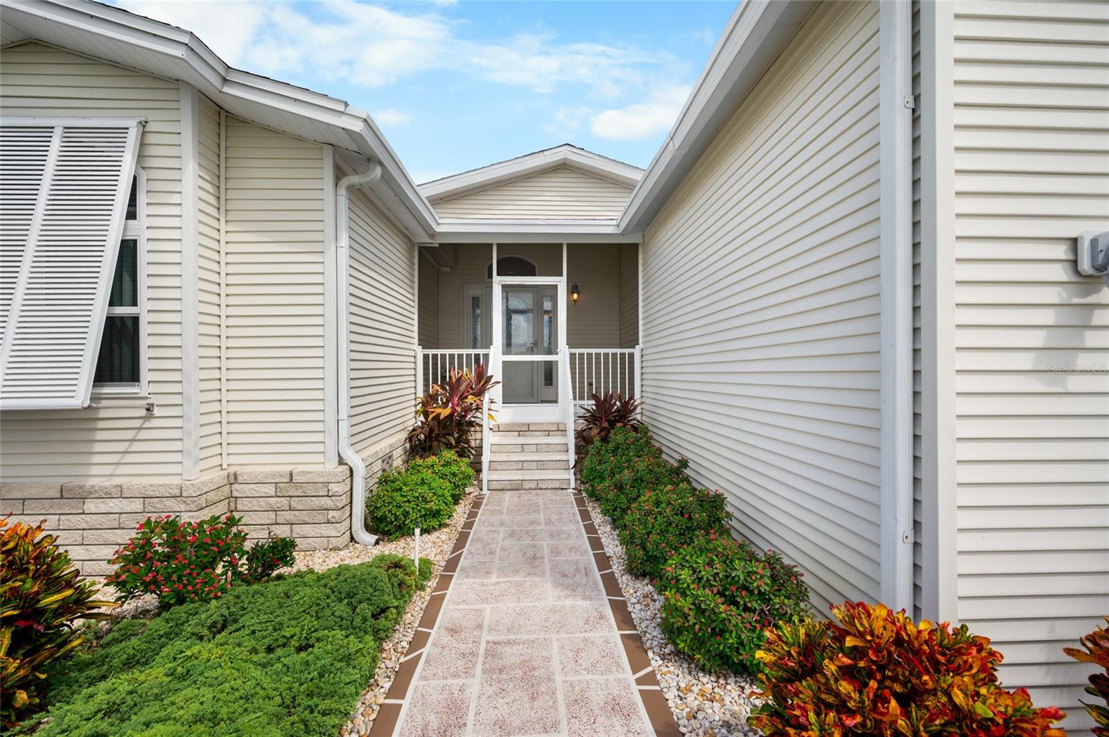 Image 3 of 47 For 6097 Shearwater Drive