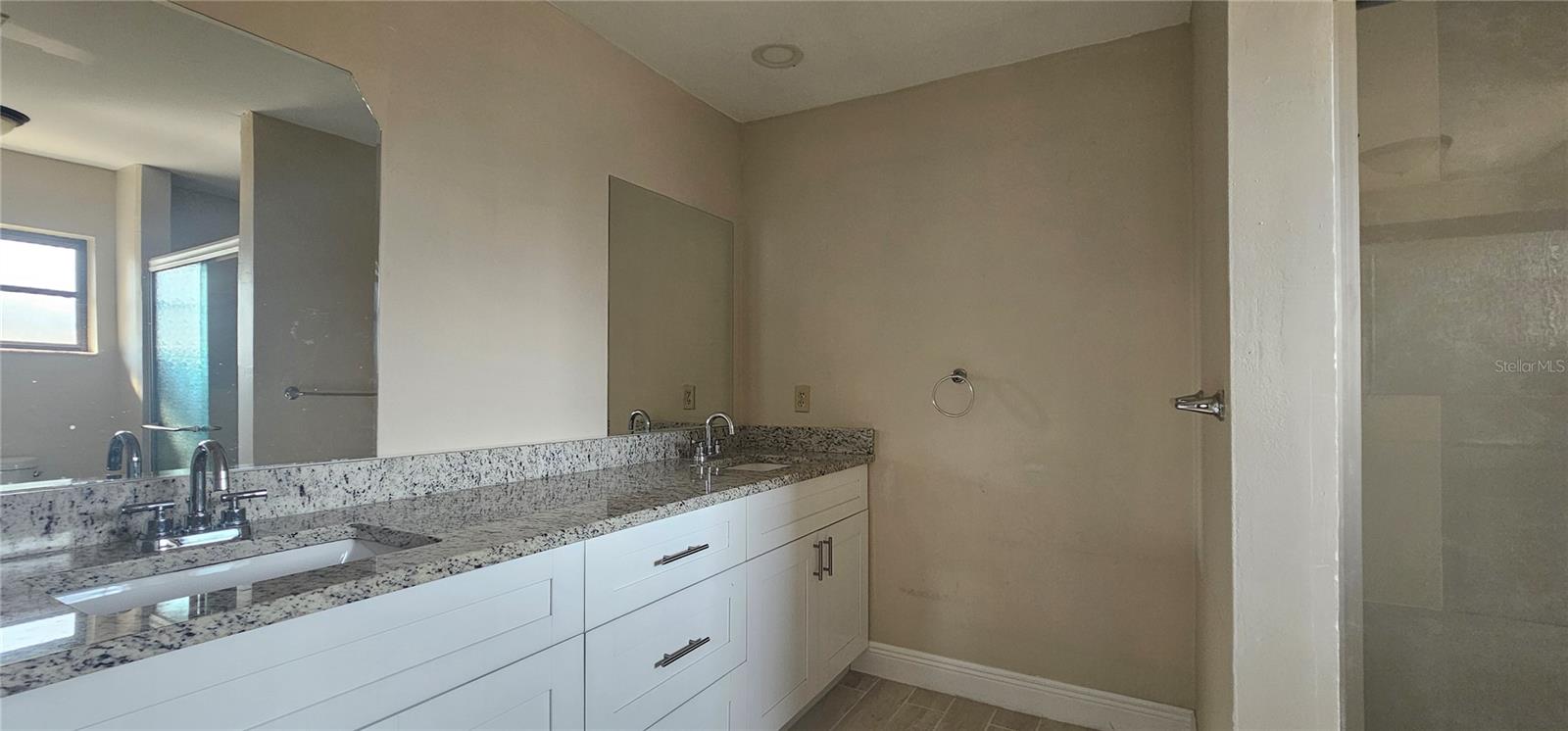 Image 9 of 19 For 383 Kenova Street