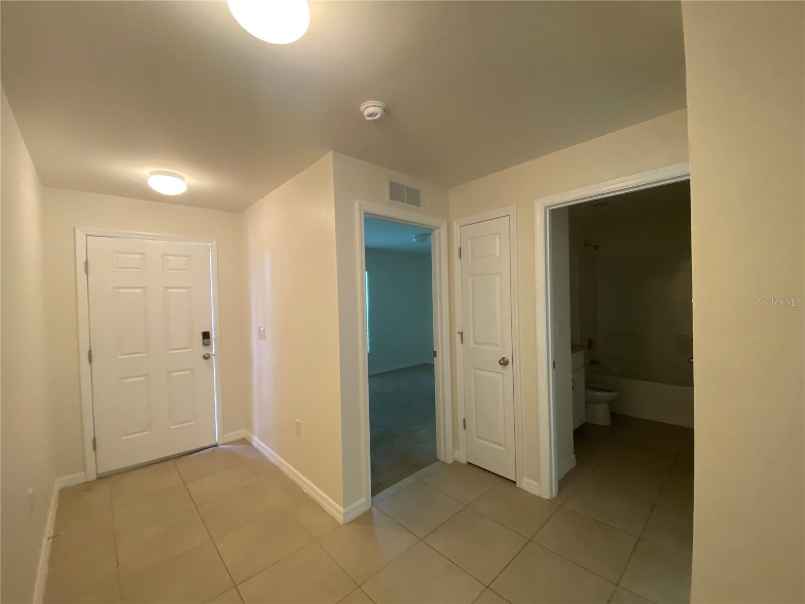 Image 9 of 19 For 5521 Gillot Boulevard