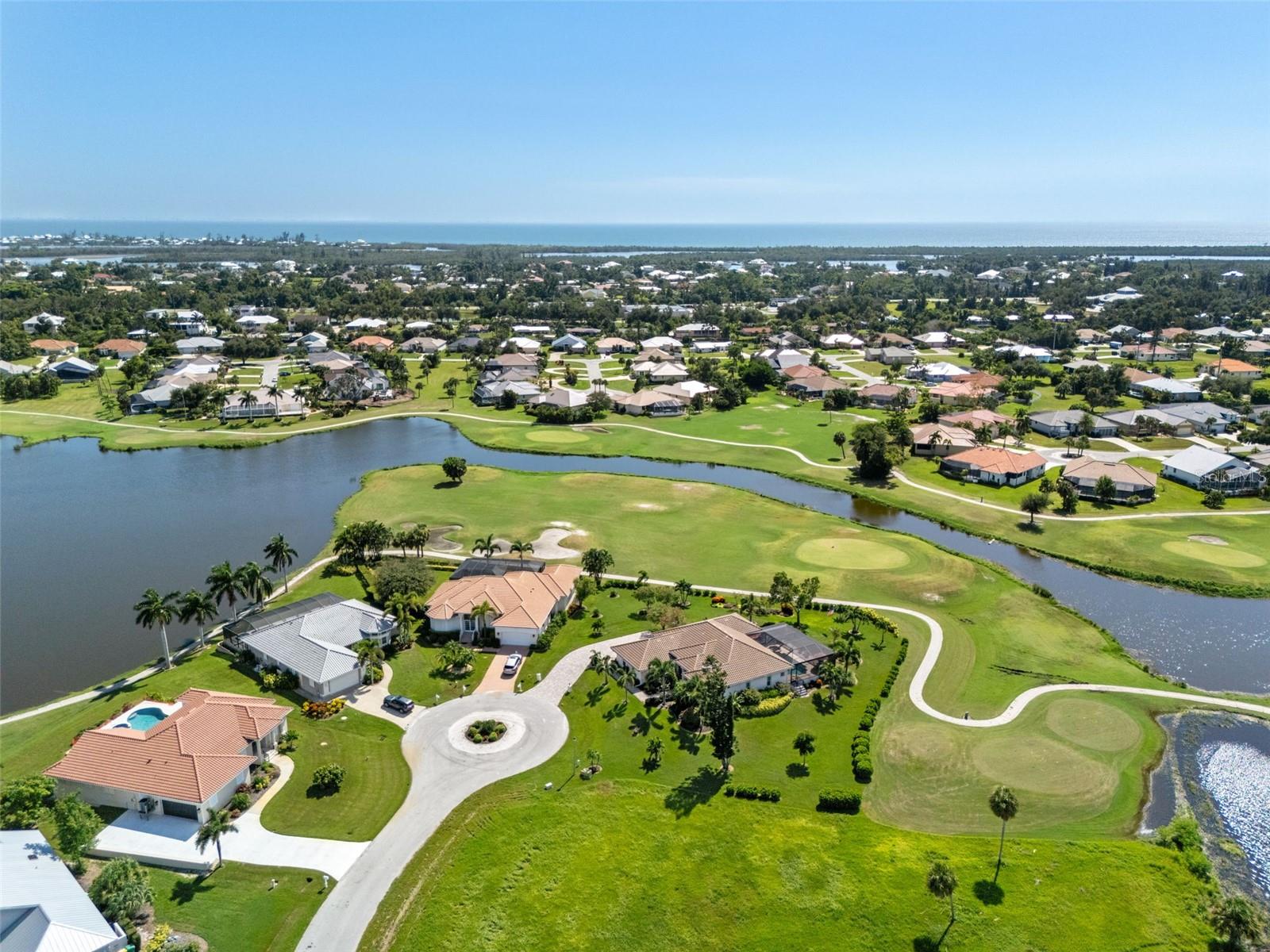 Image 15 of 94 For 10 Coral Creek Place