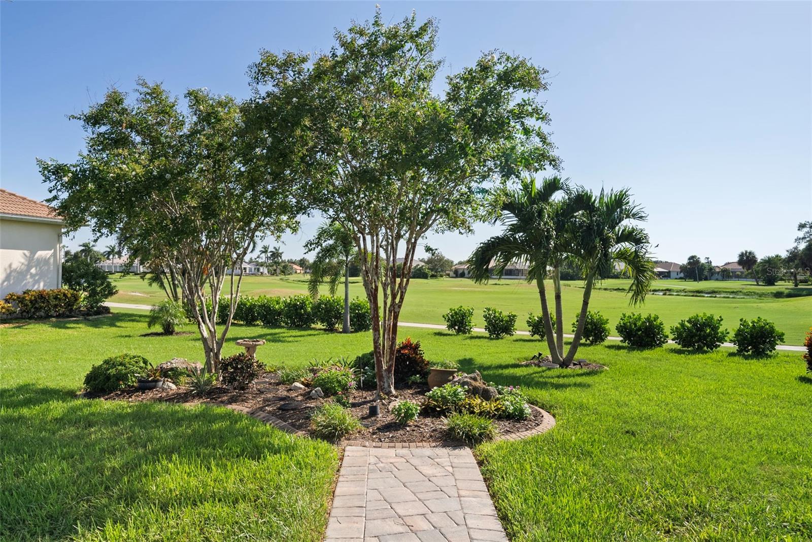Image 58 of 94 For 10 Coral Creek Place