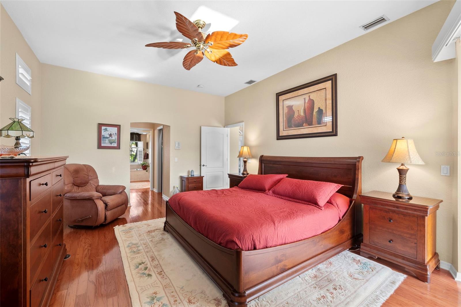 Image 75 of 94 For 10 Coral Creek Place