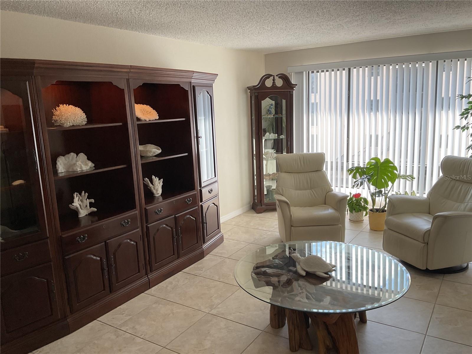Image 10 of 43 For 25188 Marion Avenue D207