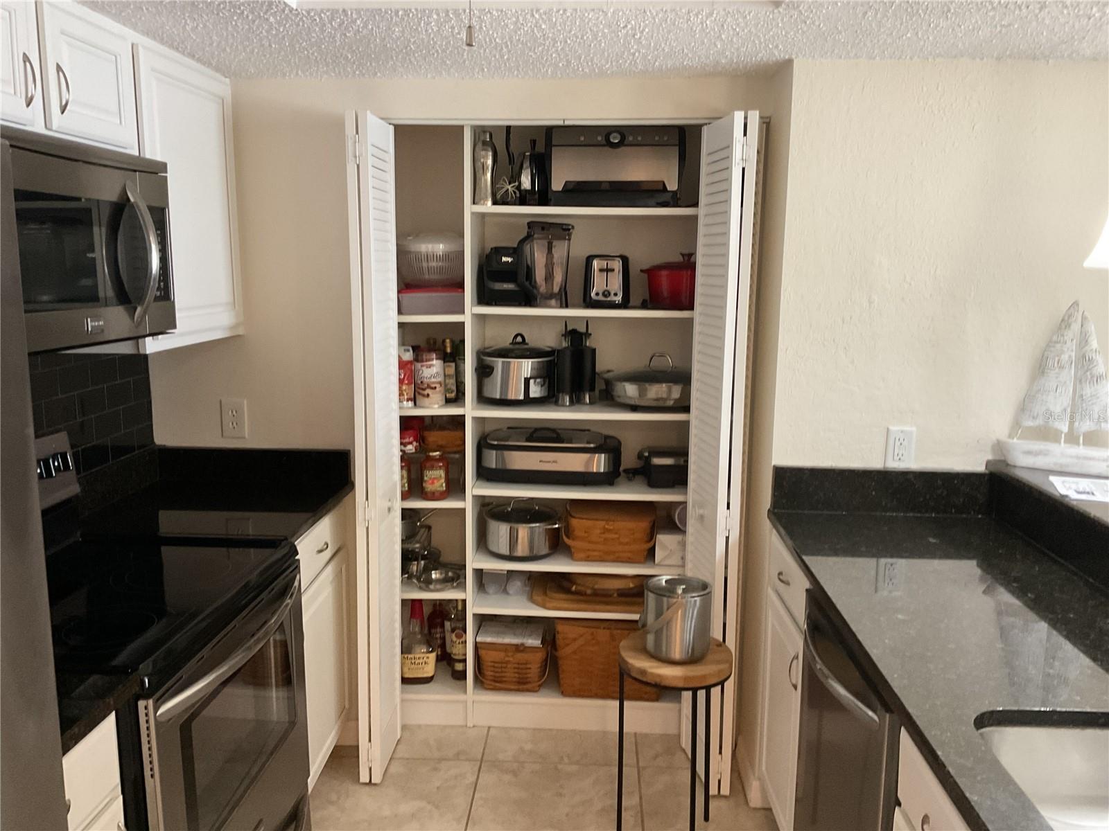 Image 19 of 43 For 25188 Marion Avenue D207