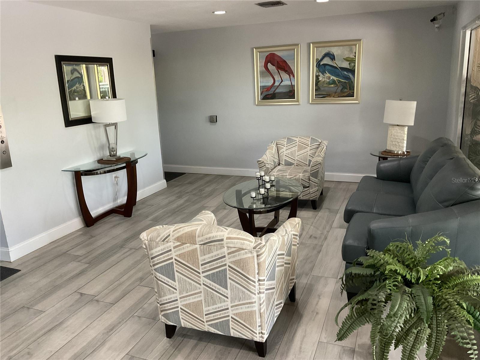 Image 7 of 43 For 25188 Marion Avenue D207
