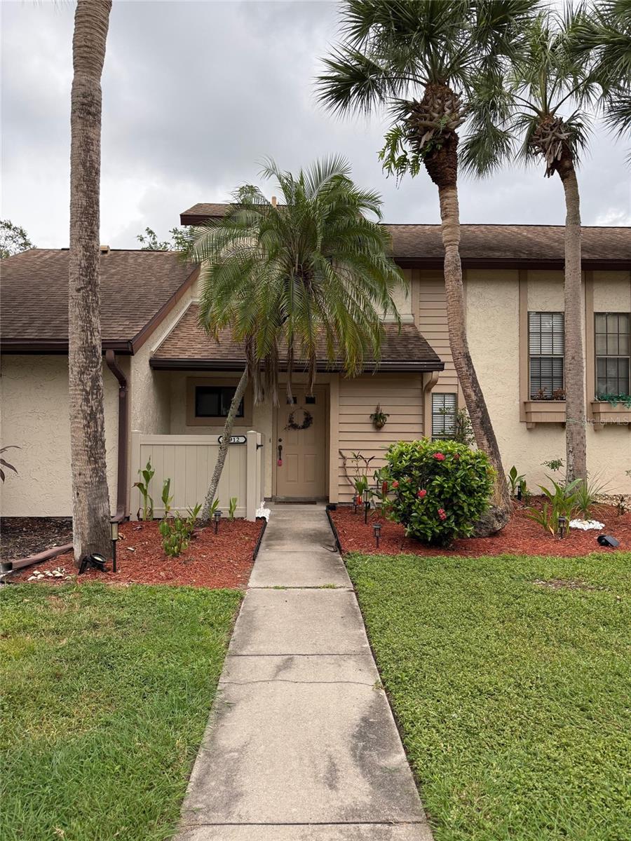 5912 Beaumont Loop