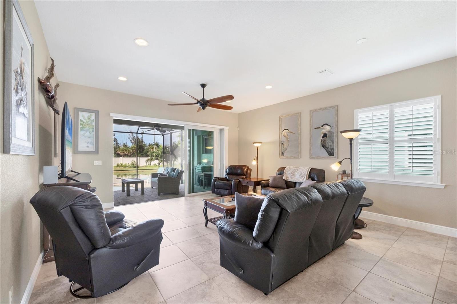 Image 11 of 51 For 10446 Coquina Court