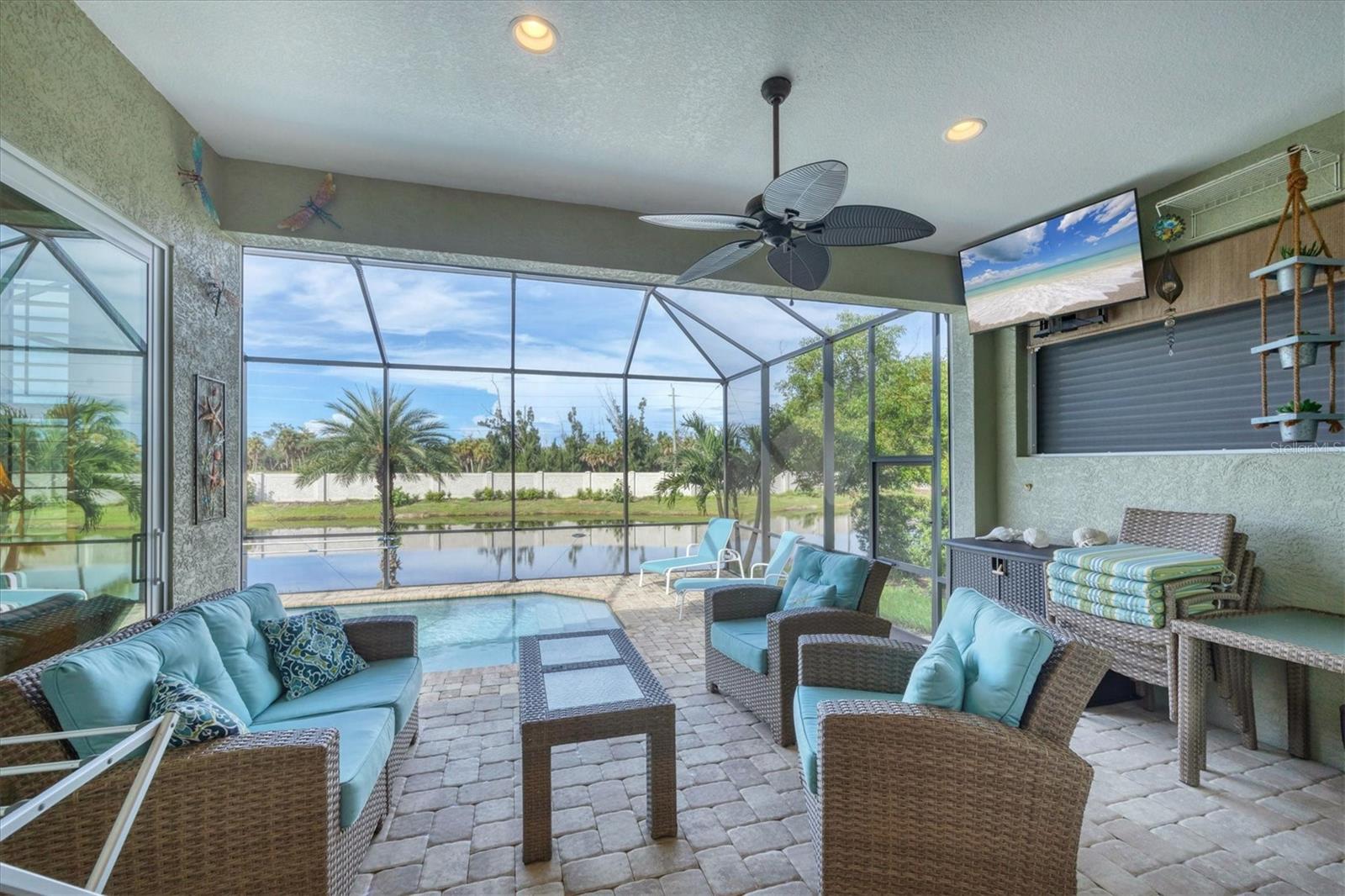 Image 33 of 51 For 10446 Coquina Court
