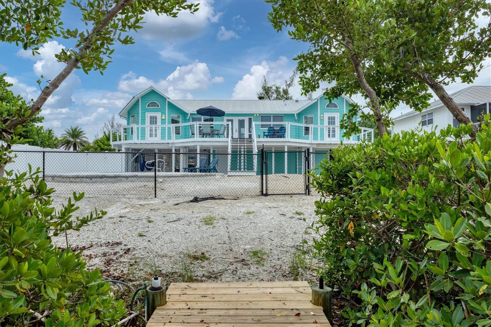 Image 34 of 43 For 261 Bocilla Drive