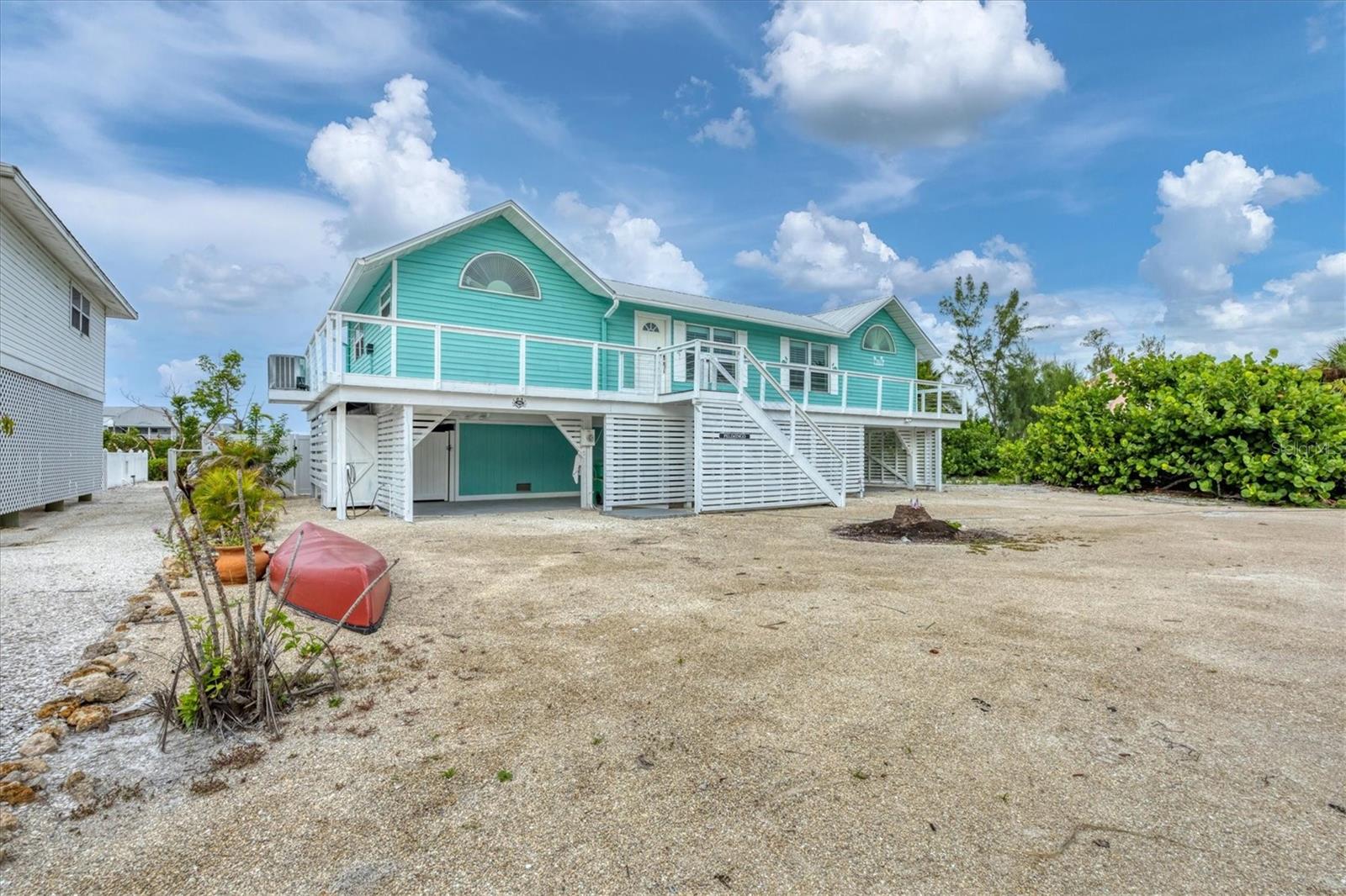 Image 5 of 43 For 261 Bocilla Drive